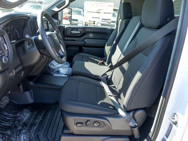 2026 Chevrolet Silverado 3500HD Work Truck image 9