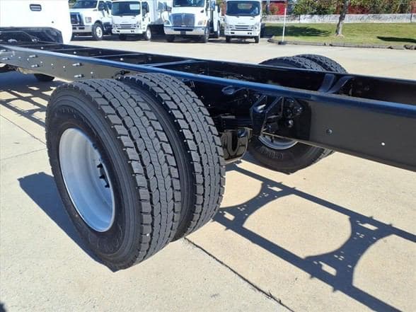 2026 Ford 4143D image 9