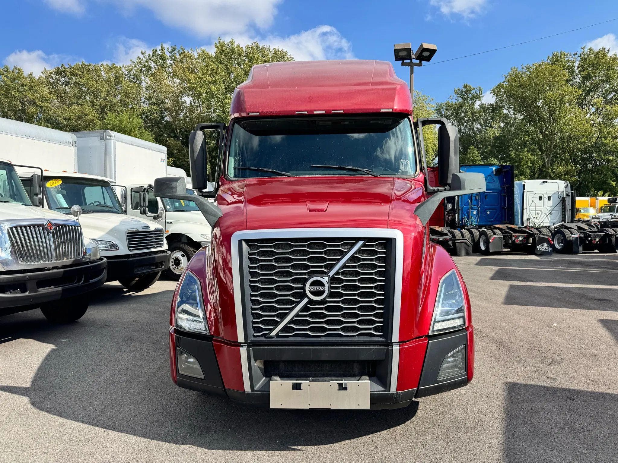 2021 Volvo VNL image 1