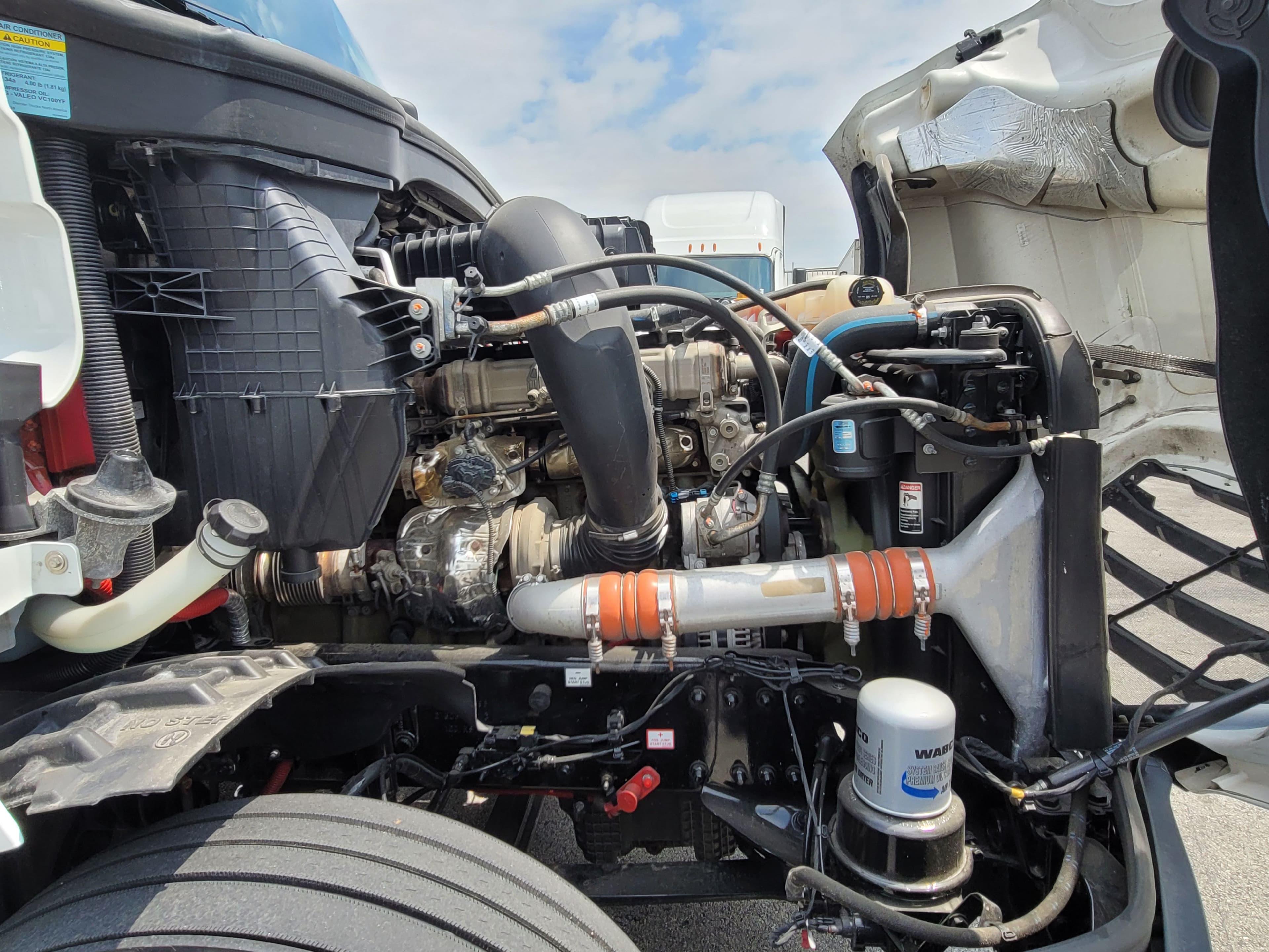 2023 Freightliner Cascadia 126 image 7