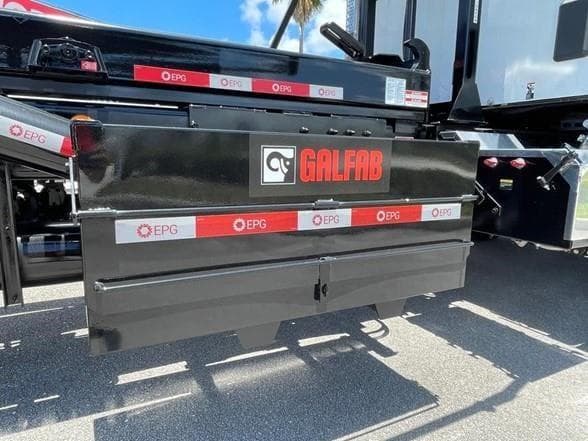 2025 Kenworth T880 image 4