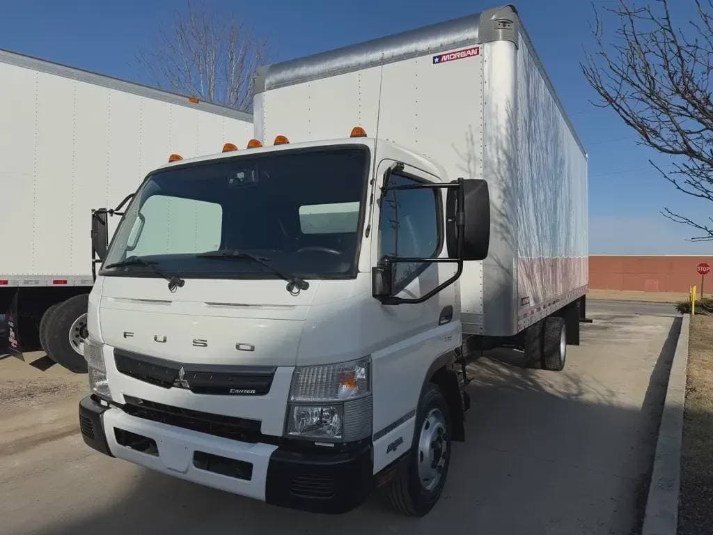 Used 2020 MITSUBISHI FUSO Cabover Truck - COE, Contractor Truck, Box Truck - Straight Truck FE For Sale image 2