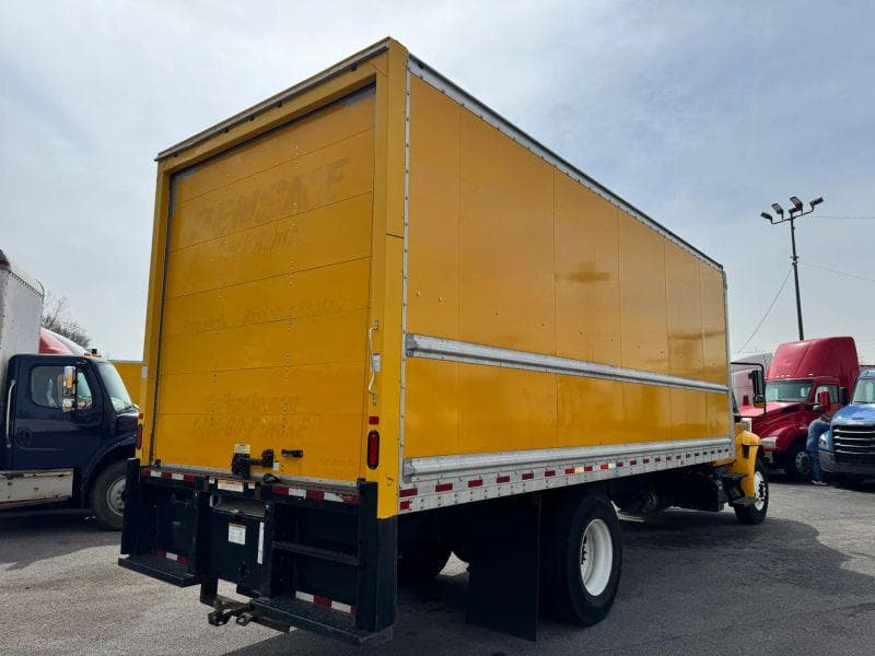 2019 International 4300 image 5