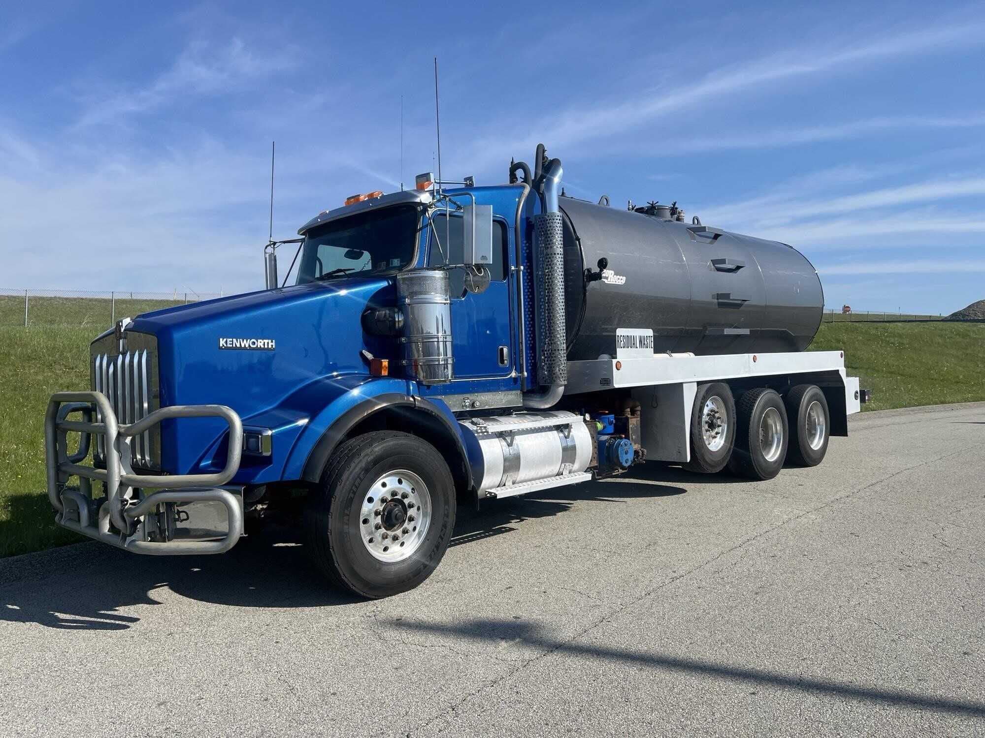 2019 Kenworth T8 Series image 5