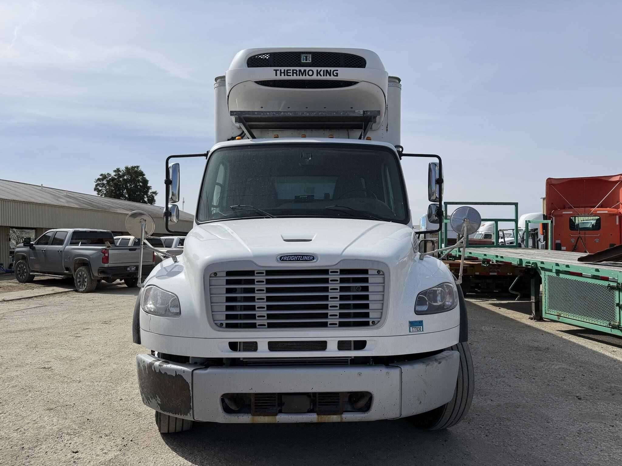 2019 Freightliner M2 image 4