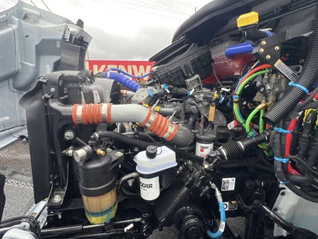 New 2026 KENWORTH T280 image 6