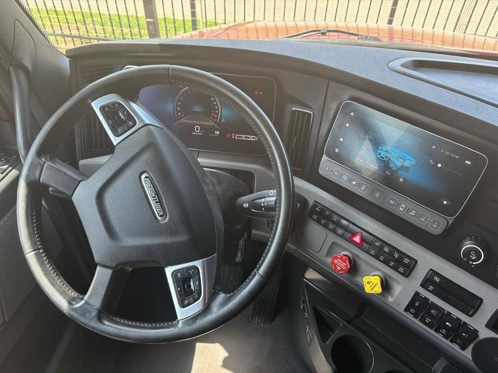 2022 Freightliner Cascadia 126 image 8