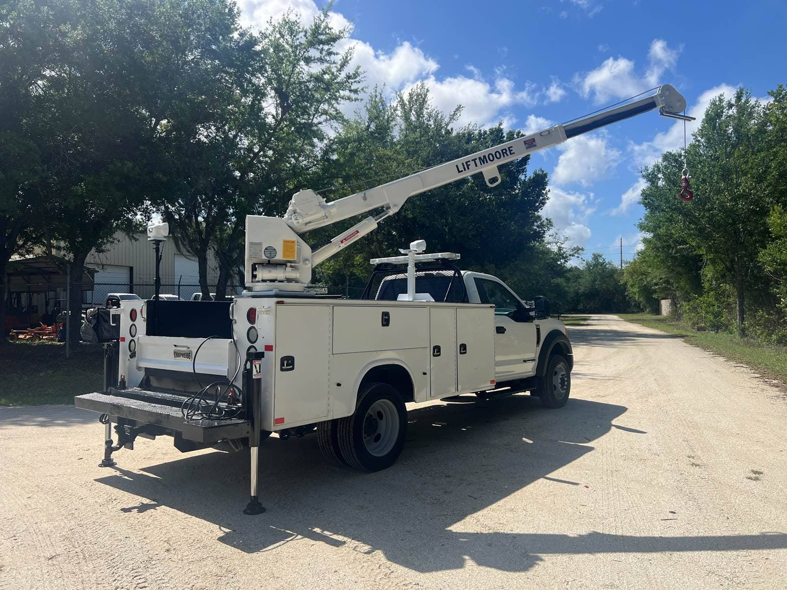 2017 Ford F-450 image 4
