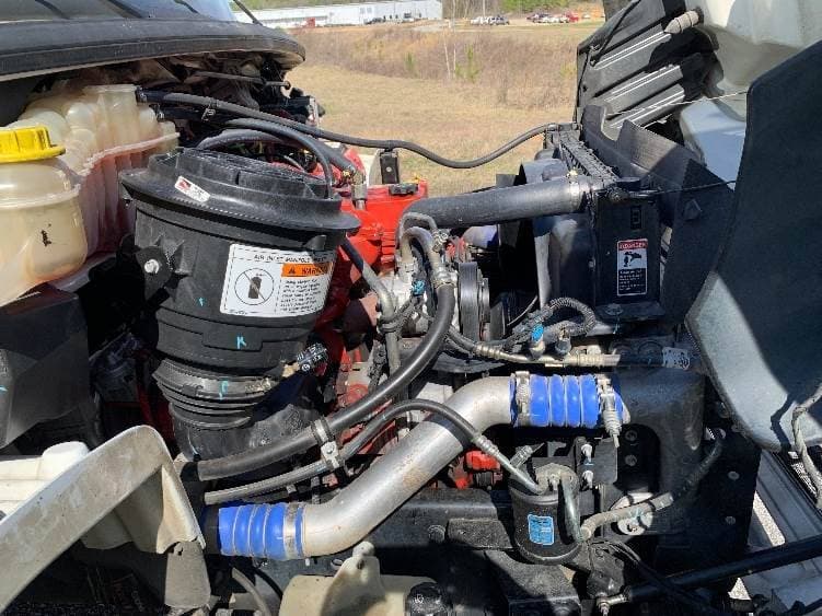 2021 Freightliner M2 image 10