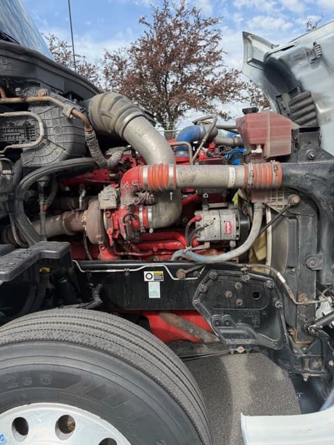 2019 Kenworth T680 image 7