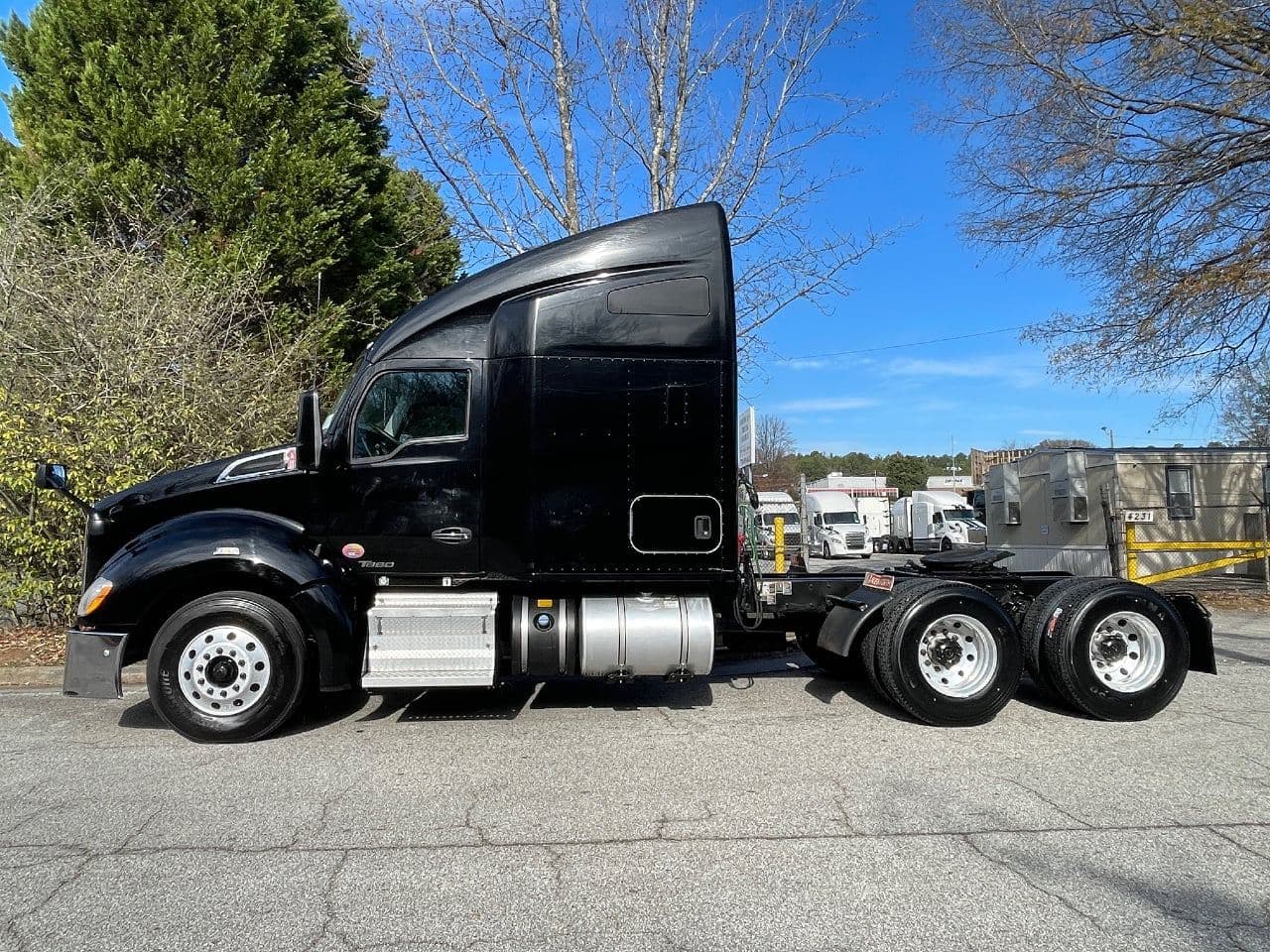 2021 Kenworth T680 image 6