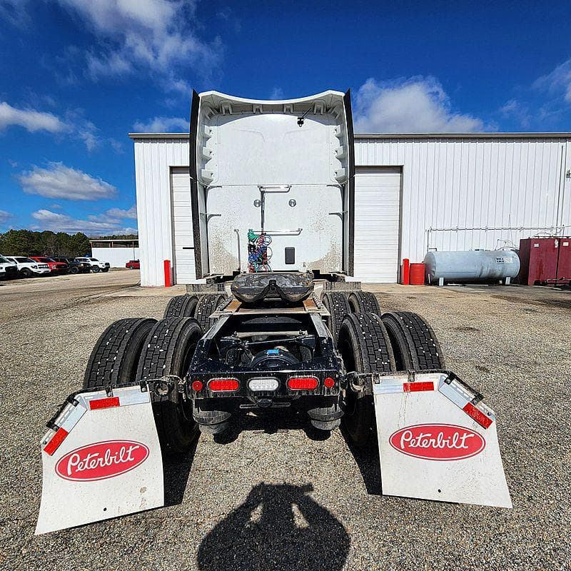 2024 Peterbilt 579 image 7
