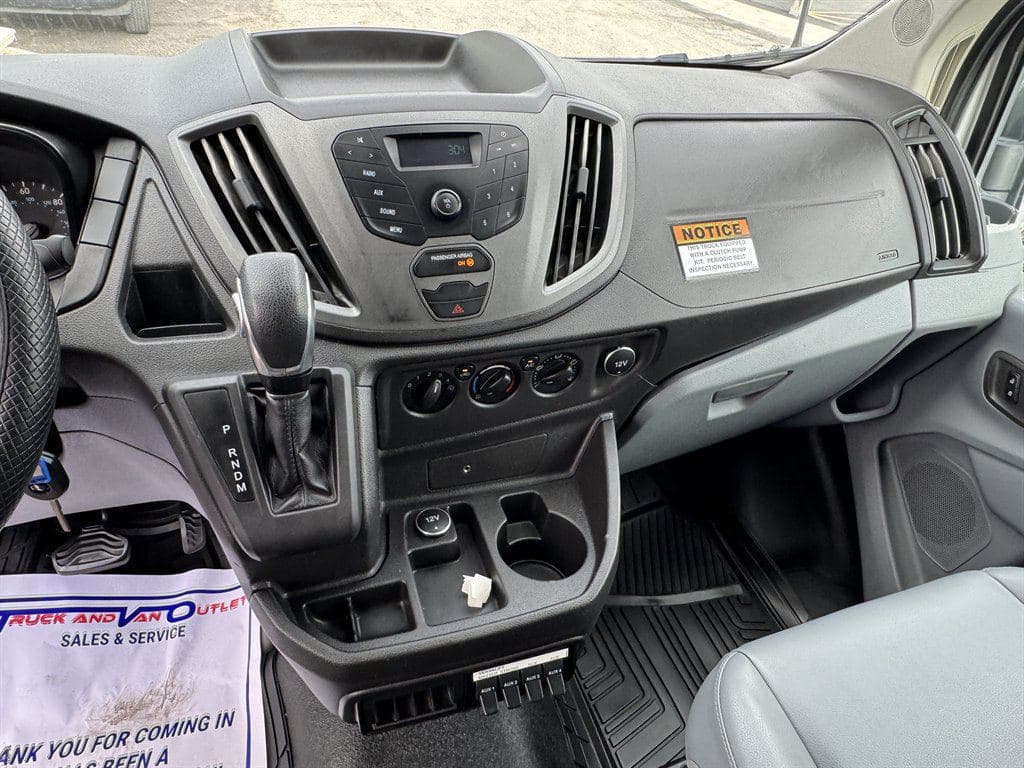 2017 Ford Transit Cargo image 52