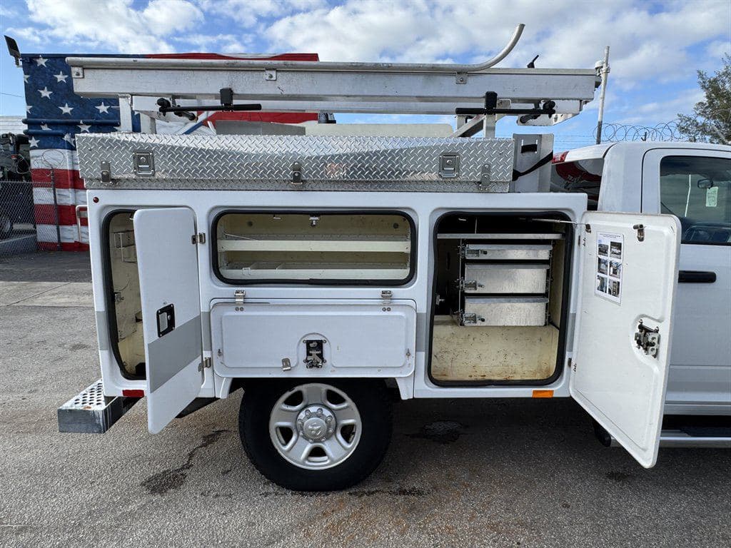 2016 Ram 3500 Tradesman image 21