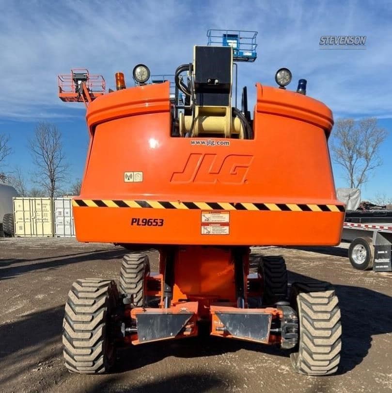 2021 JLG 670SJ image 7