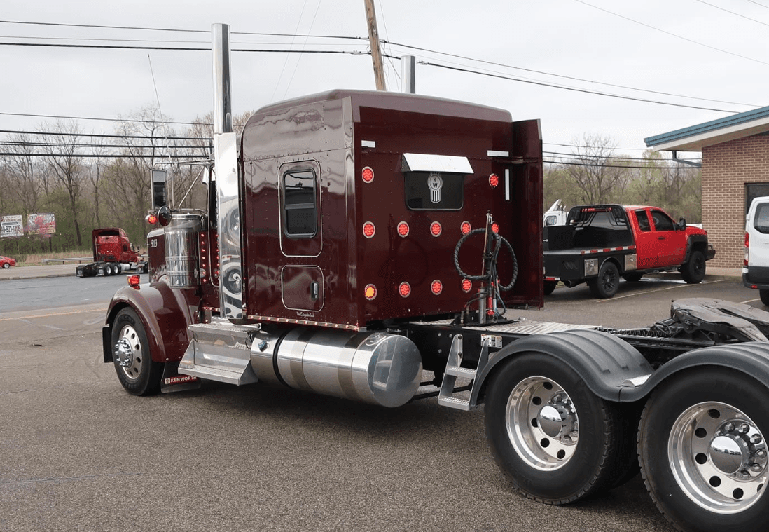 2020 Kenworth W9 Series image 7