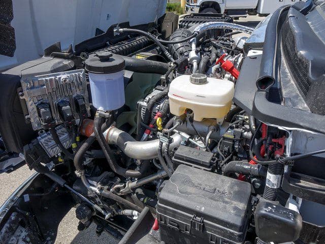 2024 Chevrolet Silverado 4500HD Work Truck image 20