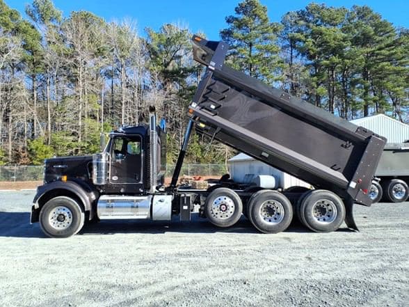 2026 Kenworth W900 image 7