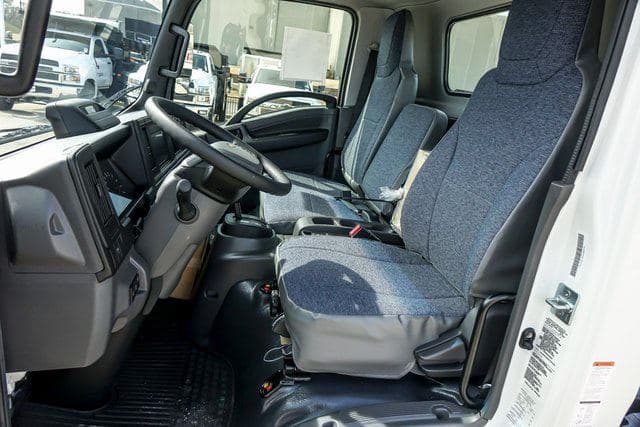 2025 Chevrolet 5500 XD LCF Diesel Base image 9