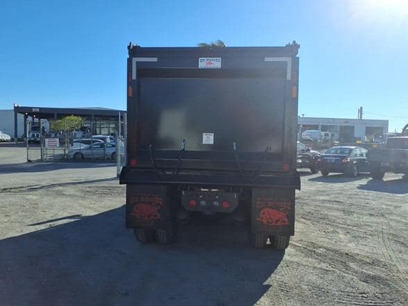 2026 Kenworth T880 image 10