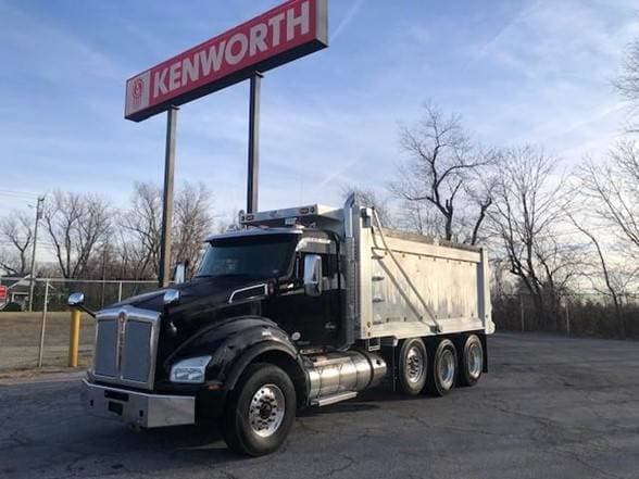 2021 Kenworth T880 image 1