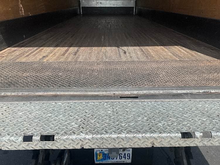 2022 International MV607 Box Truck - 220HP, 6 Speed Automatic, Roll up Door image 10