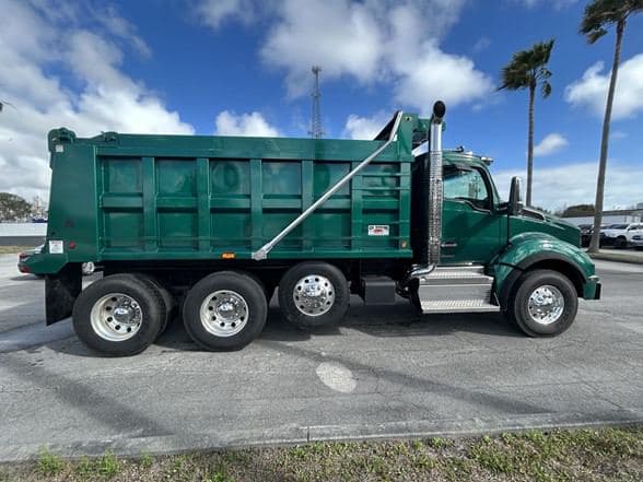 2026 Kenworth T880 image 6