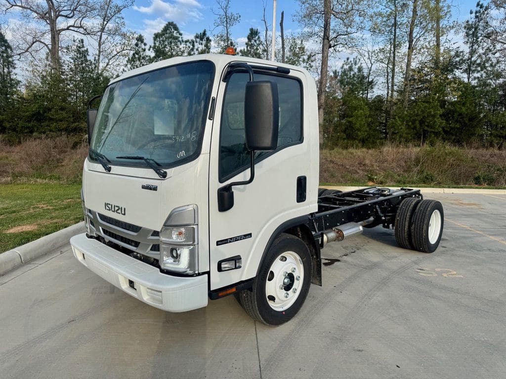 New 2026 ISUZU NPR-HD image 2