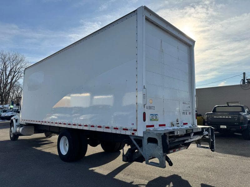 2020 International MV607 image 5