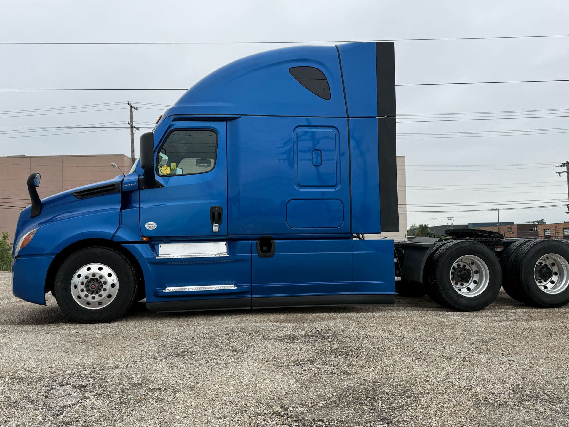 2022 Freightliner - 426k - 11,500 Hours - 455HP image 4