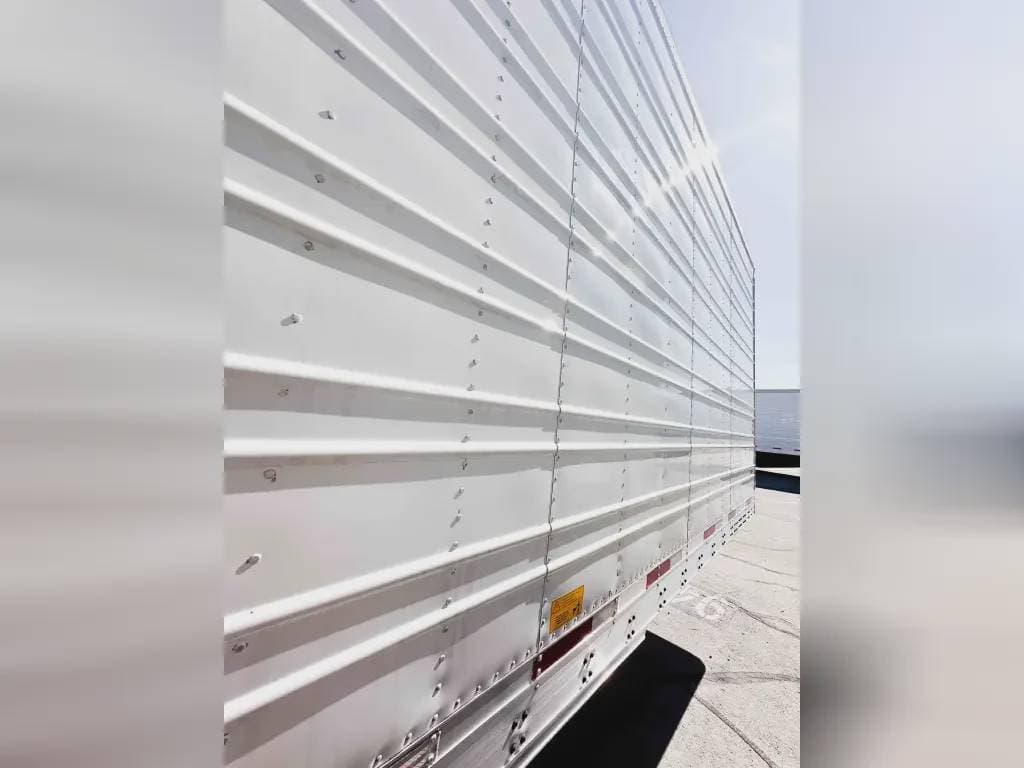 2018 Utility Reefer image 15