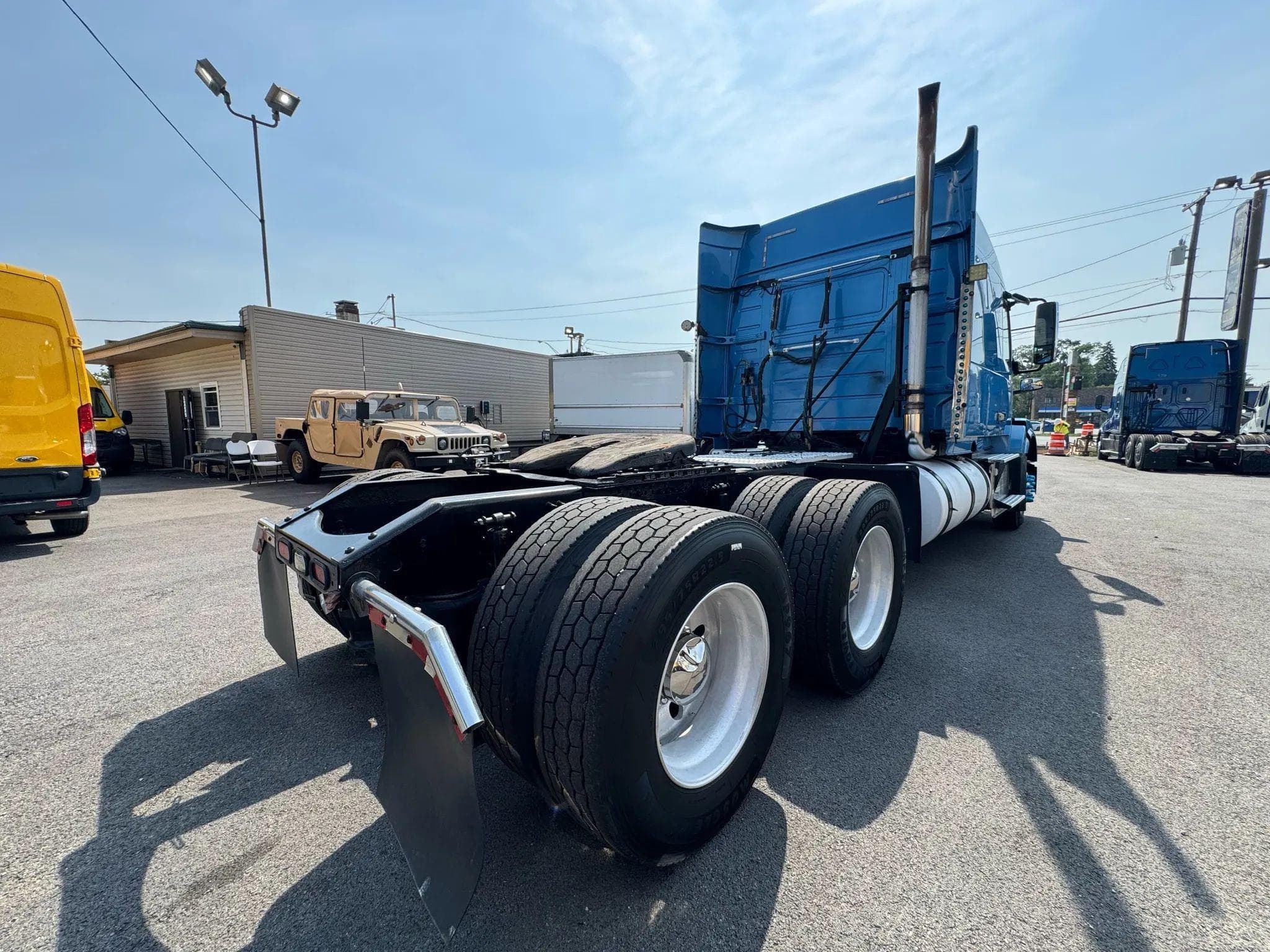 2012 Volvo VNL image 55