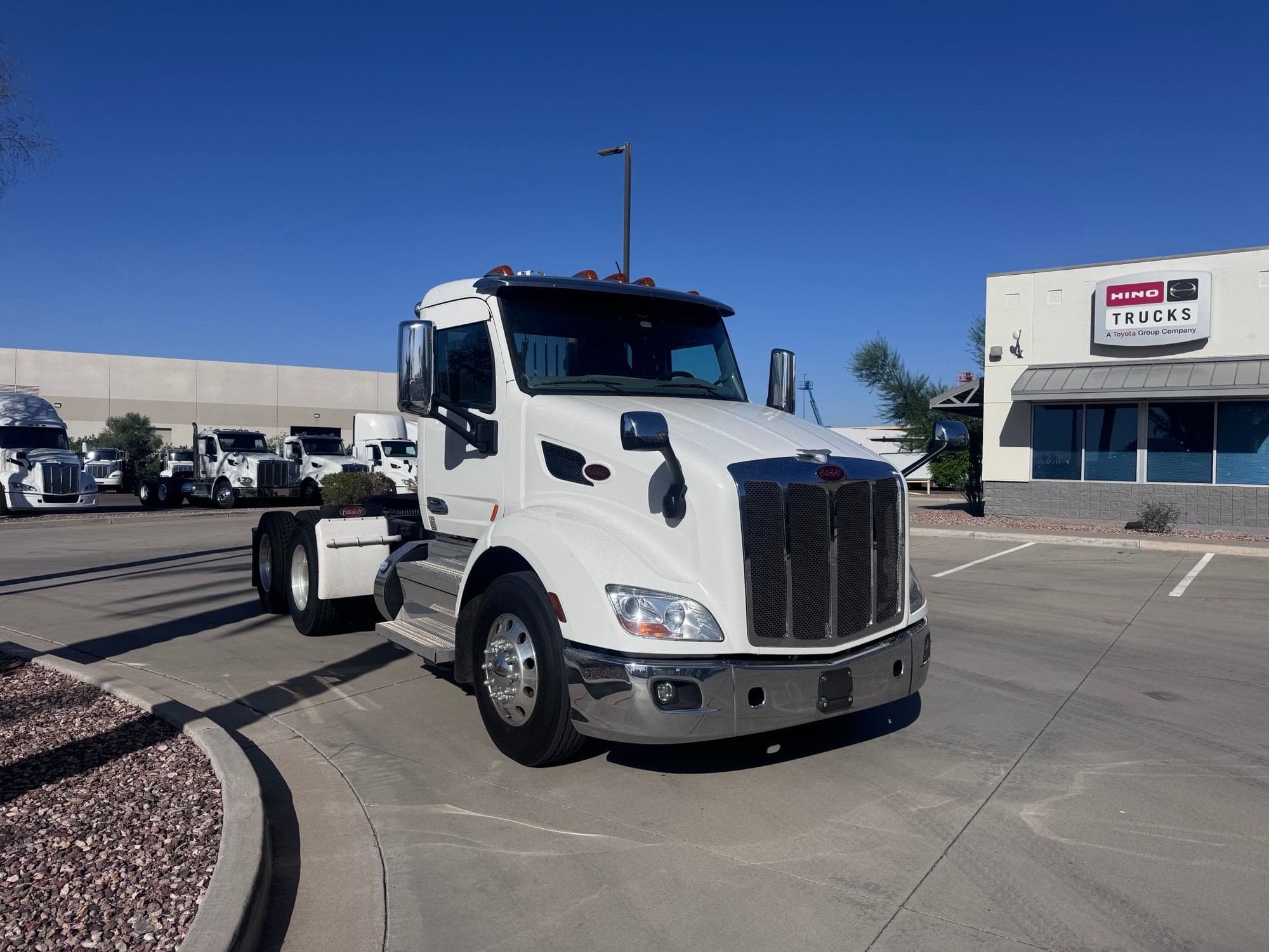 2020 Peterbilt 579 image 4