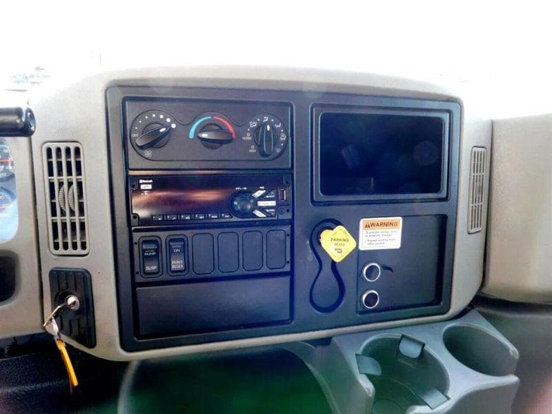 2019 International 4300 image 28