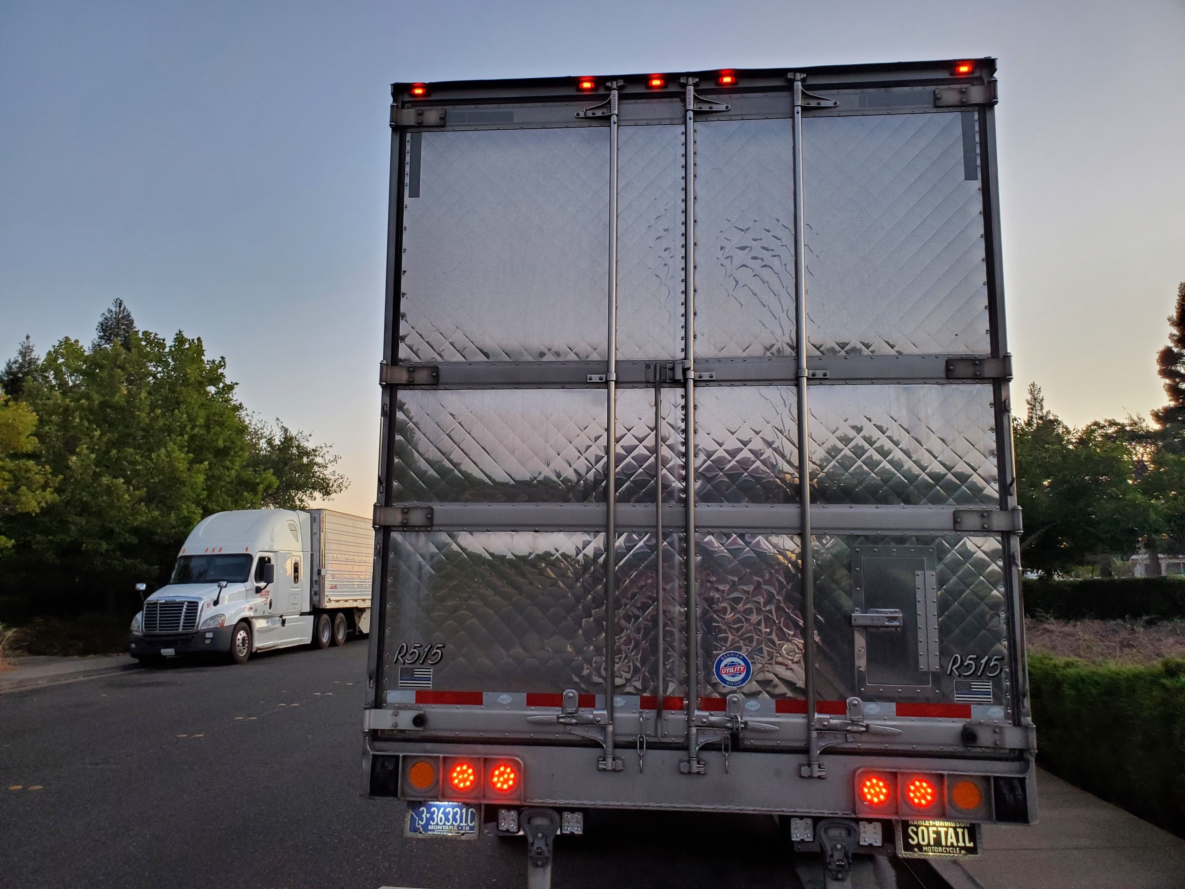 2017 Utility 3000R image 2