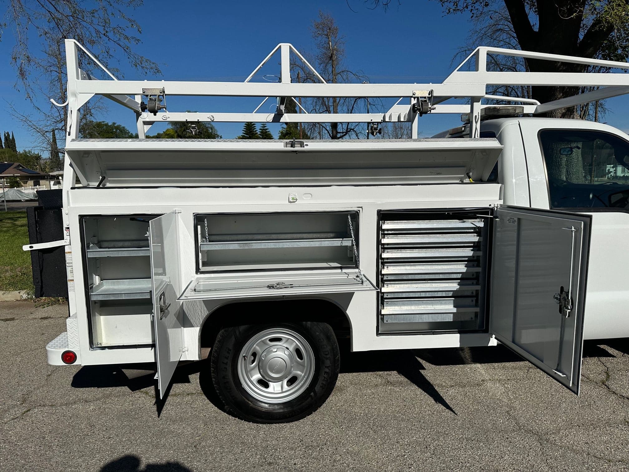 2011 FORD F250 SD Service Body with Liftgate 13497 image 13