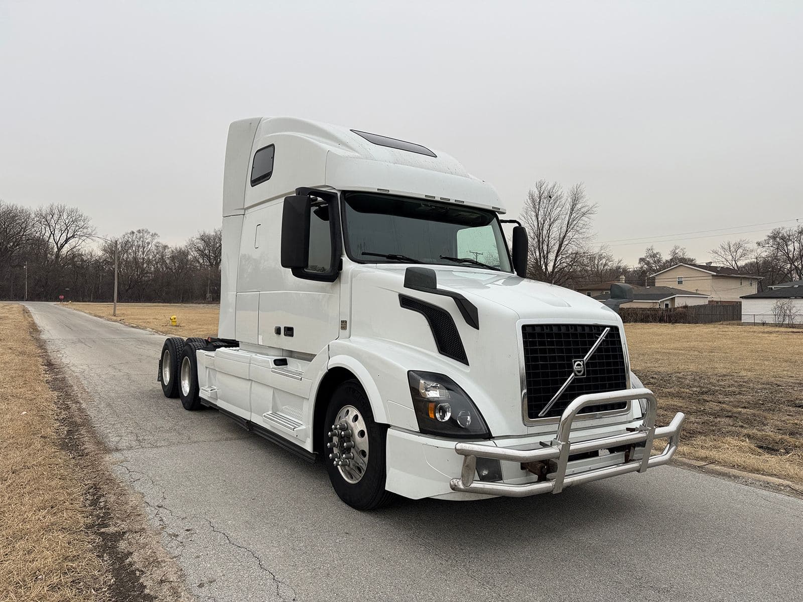2018 Volvo VNL670 image 3