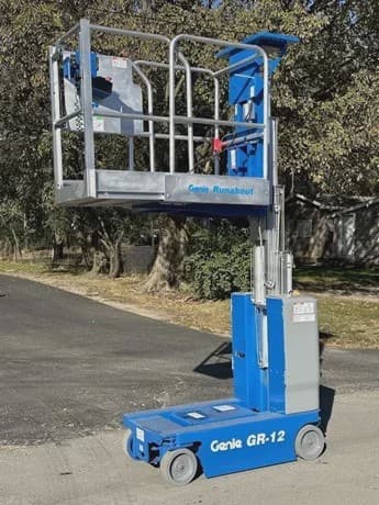2016 GENIE GR12 image 7