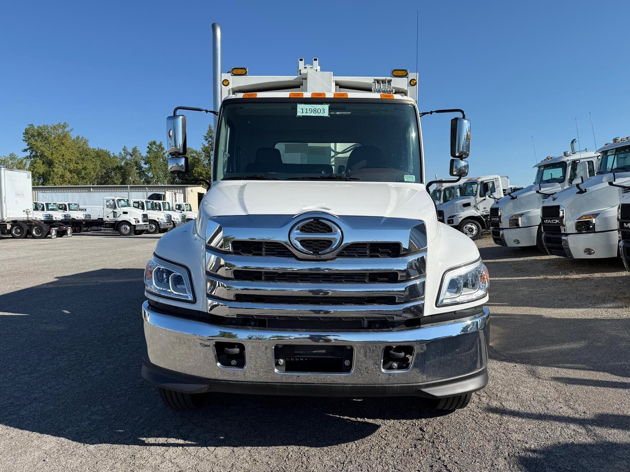 2025 HINO L7 119803 - 118506 image 5