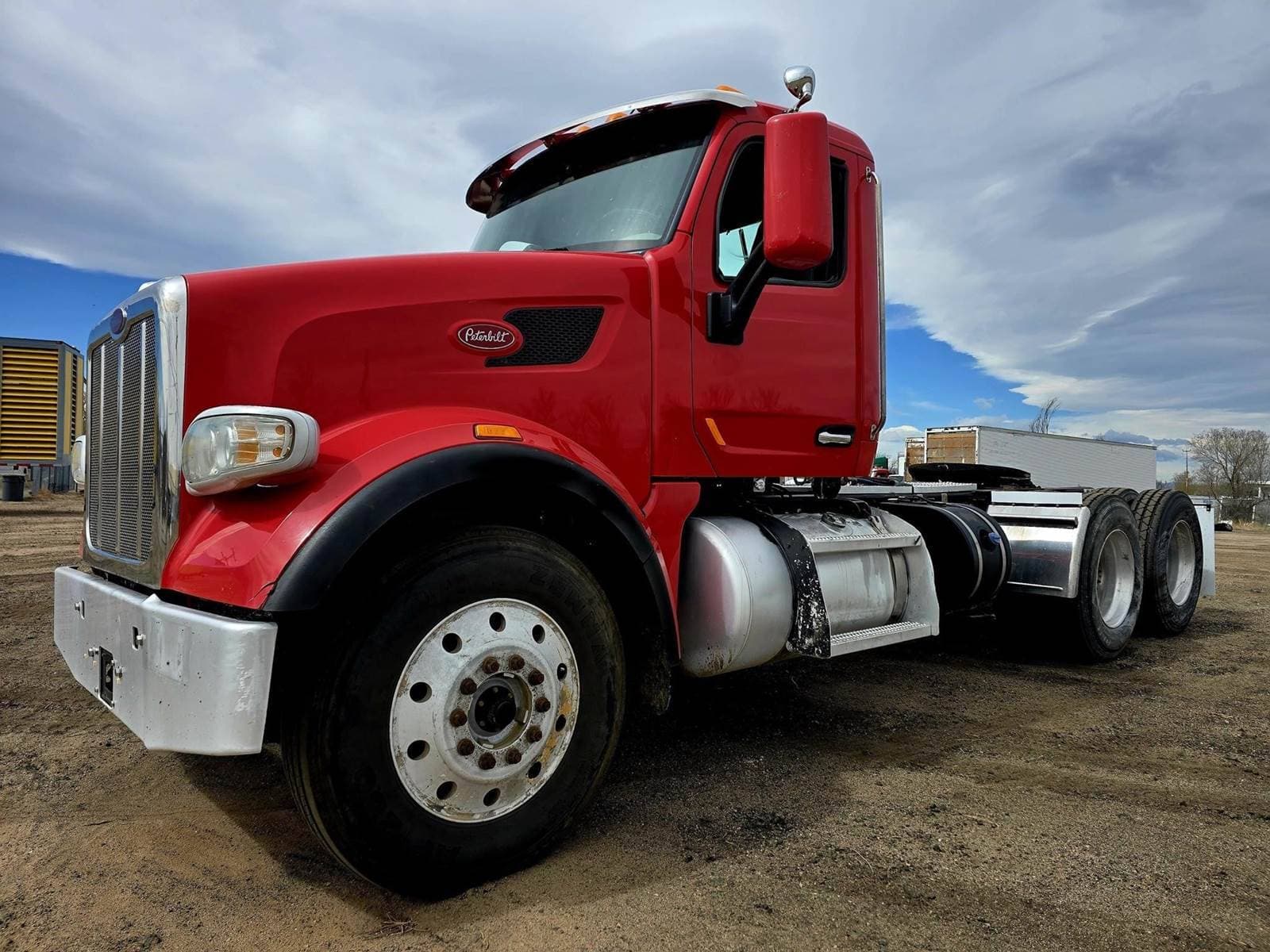 2019 Peterbilt 567 image 3