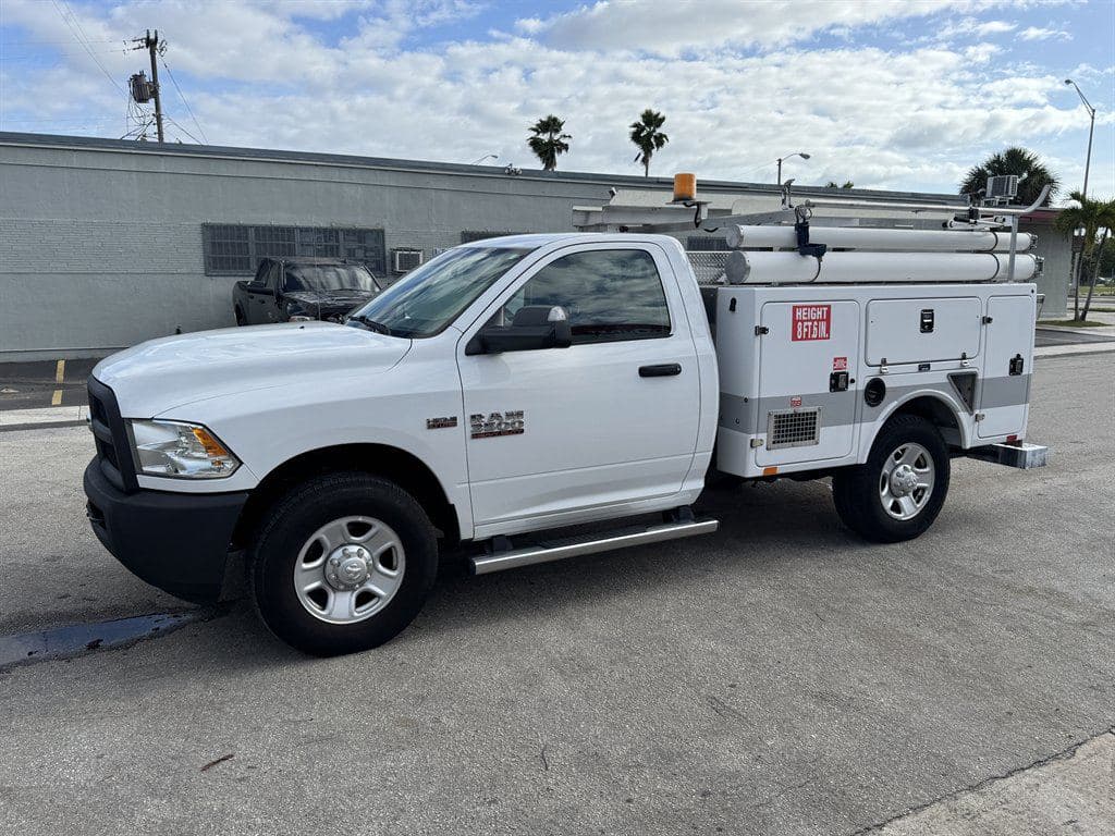 2016 Ram 3500 Tradesman image 5