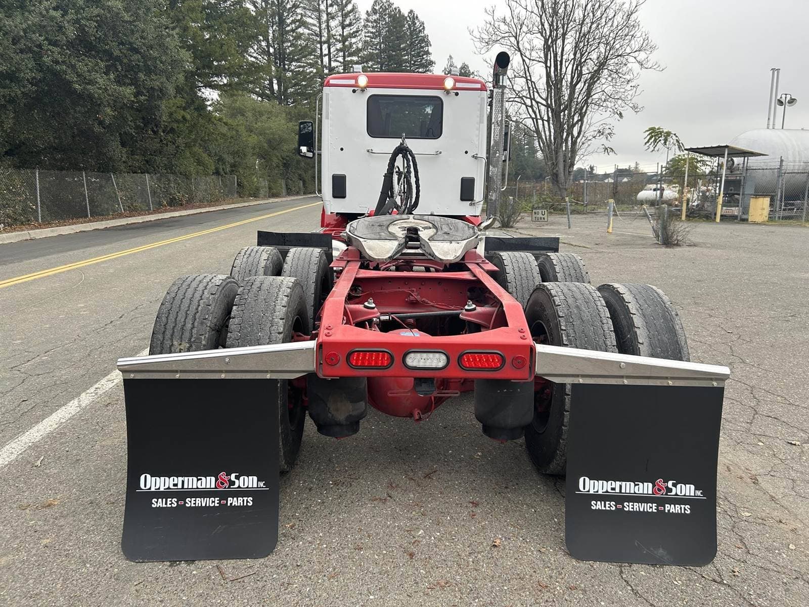 2022 Peterbilt 579 image 7