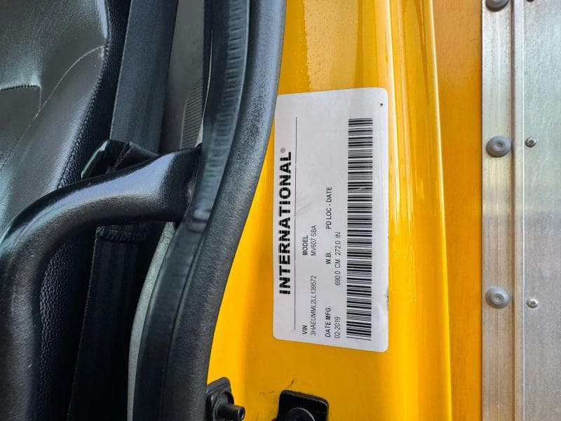 2020 International MV607 image 25