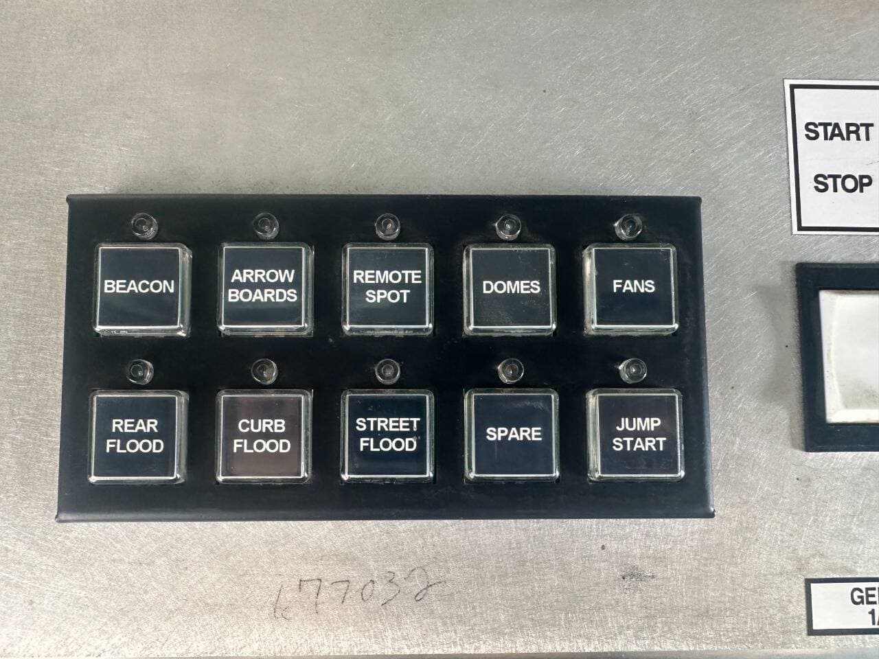 2016 Freightliner MT45 image 32