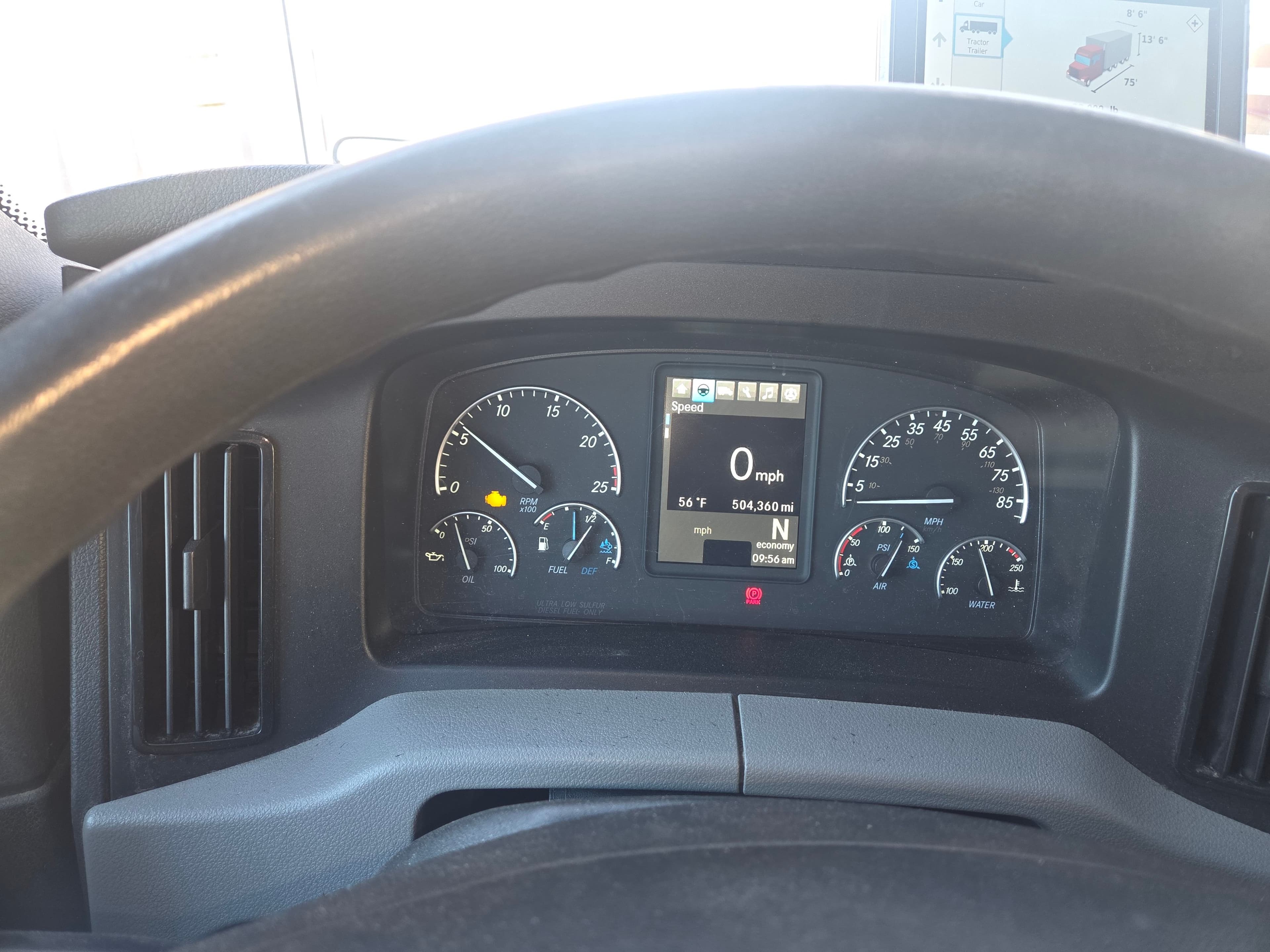 2021 Freightliner image 2