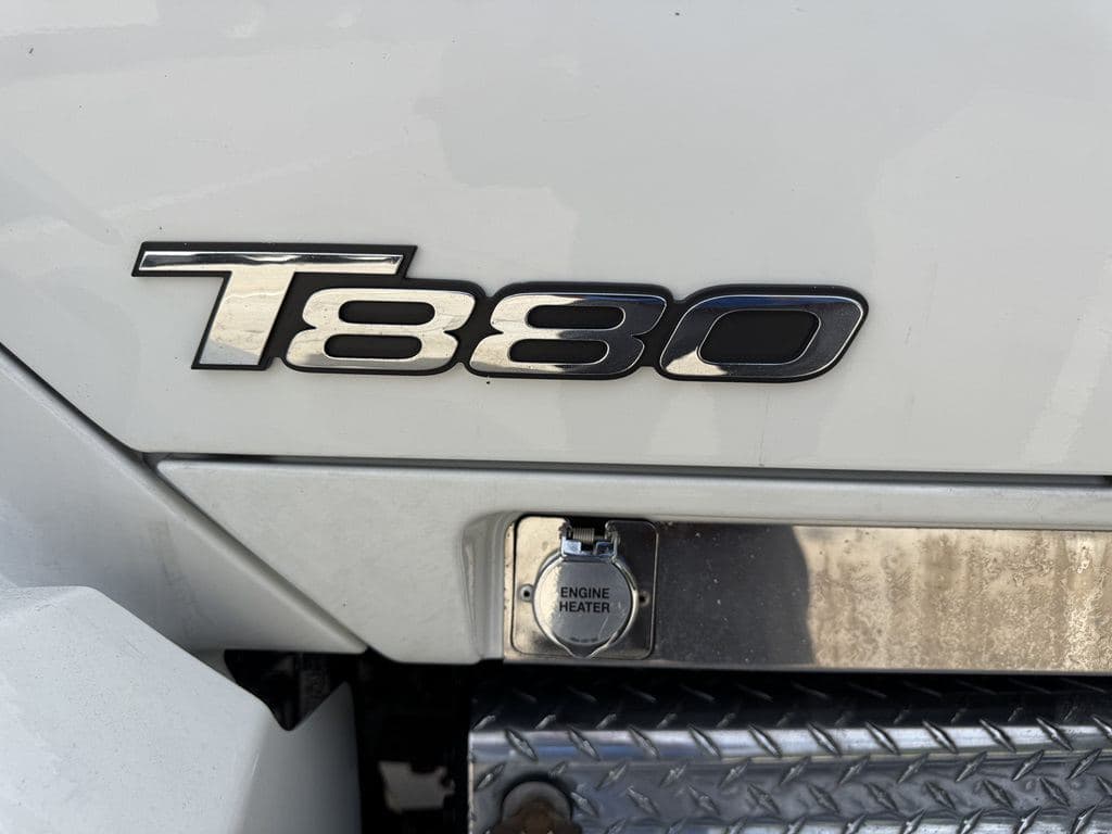 Used 2021 KENWORTH T880 image 25