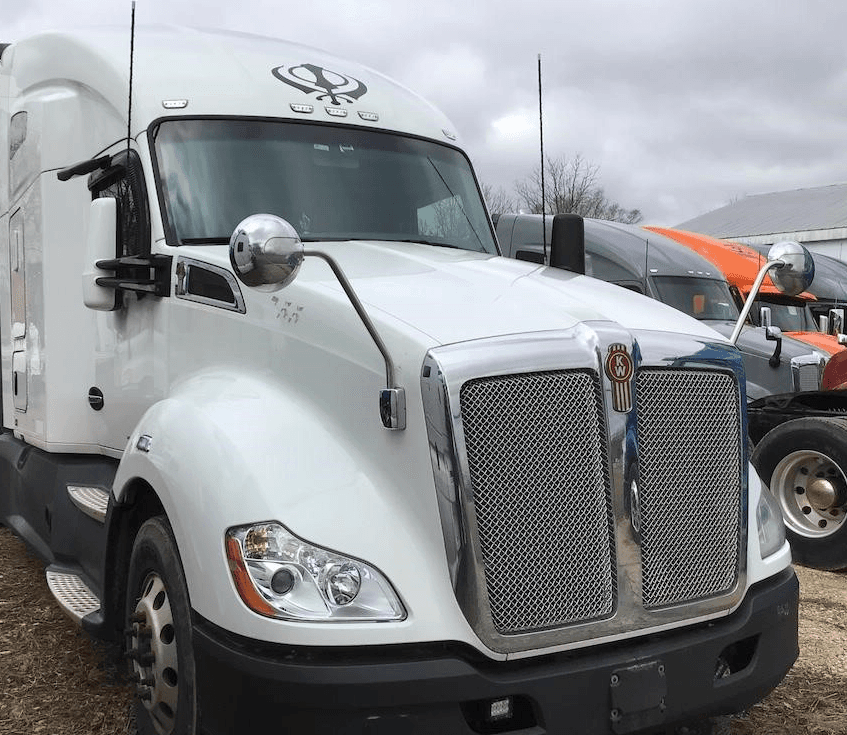 2018 Kenworth T680 image 1