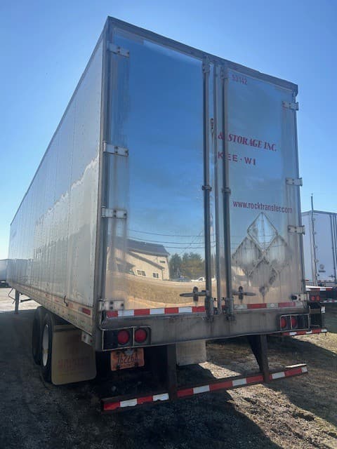 2012 Utility 4000D-X image 4