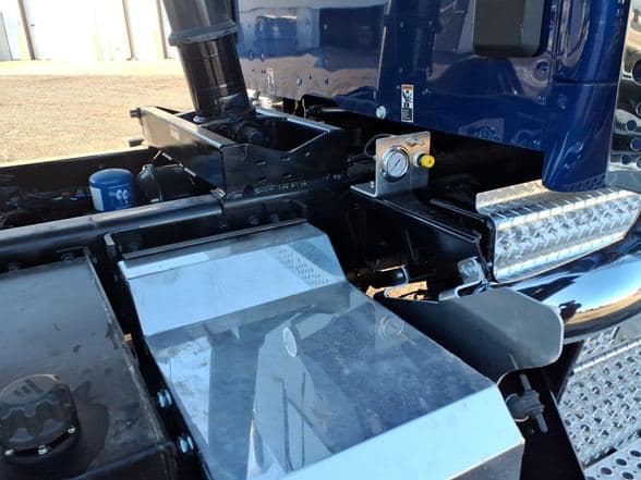 2026 Kenworth T880 image 10