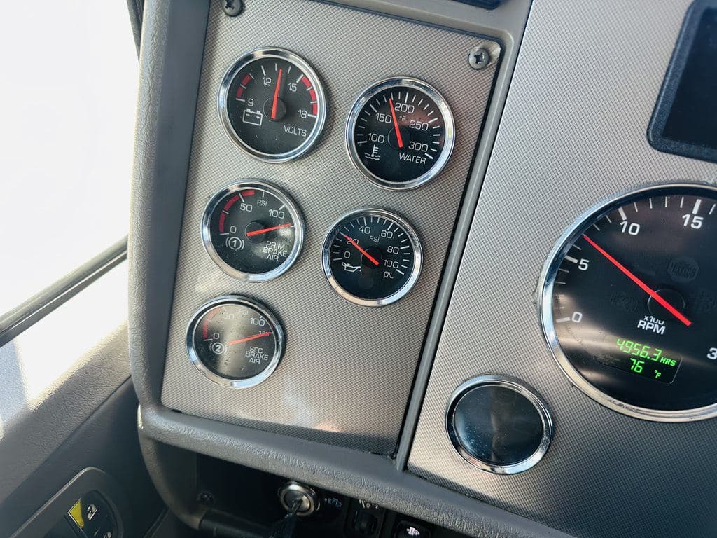 Used 2022 KENWORTH T270 image 26